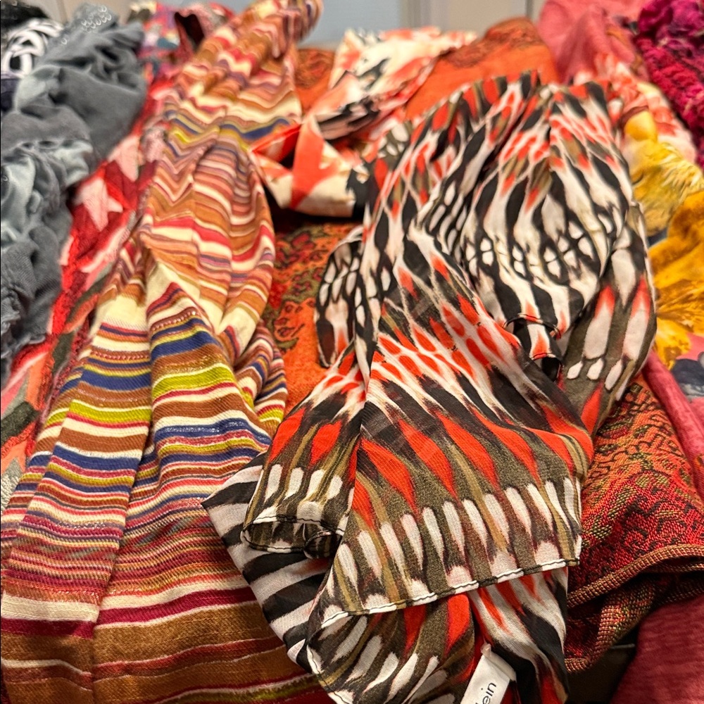 23 scarfs, all in great condition. Different brands, VBradley, JJill, Calvin CL